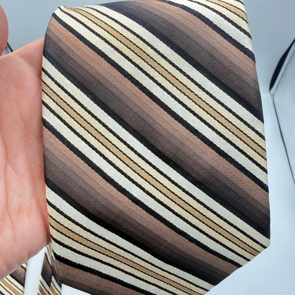 Van Heusen Mens Silk Necktie Brown Tan Cream Striped‎ Classic Business Tie